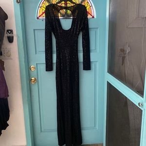 BLOW OUT SALE!  Women’s seductive looking long evening dress, size M. 1/2 price